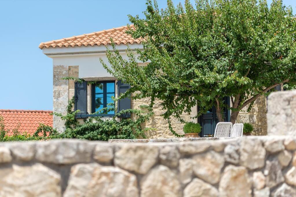 Villa Aiolia Kondoyenádha Extérieur photo